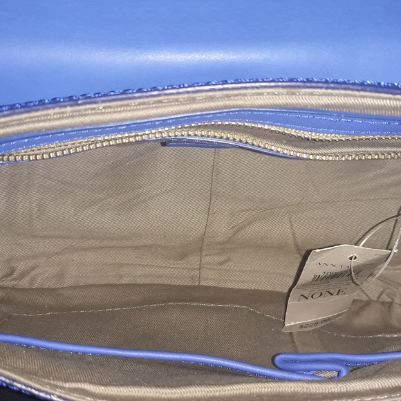 Purse - Picture 4 of 4